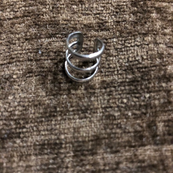 Single Silver Tone Ear Cuff - Picture 2 of 2